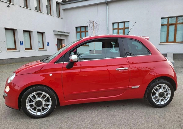 Fiat 500 cena 19500 przebieg: 174000, rok produkcji 2011 z Brzostek małe 326